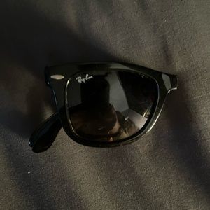 Folding Ray Bans